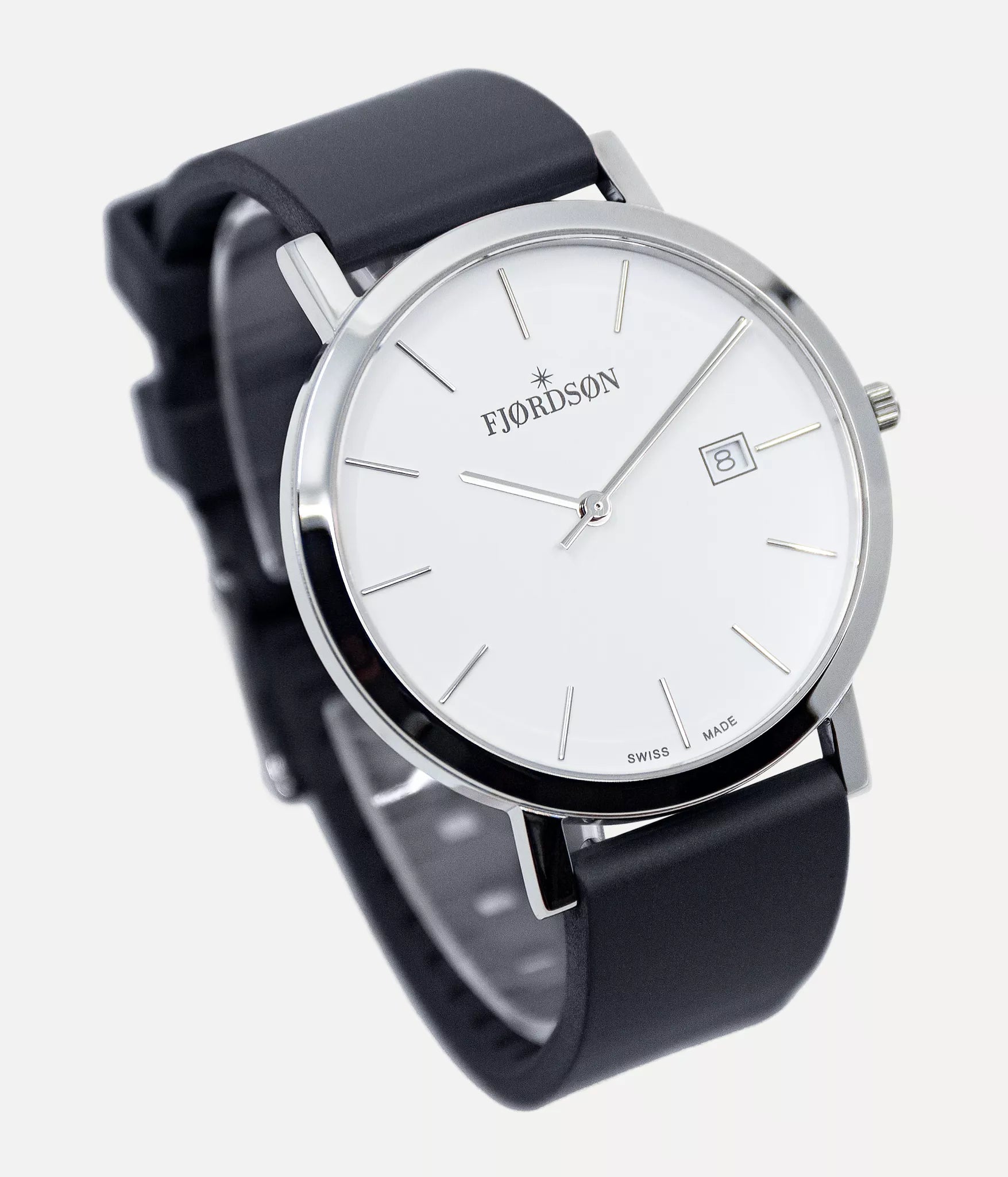 Side shot - Fjordson watch with black rubber watch strap - MEN - vegan & approved by PETA - Swiss made