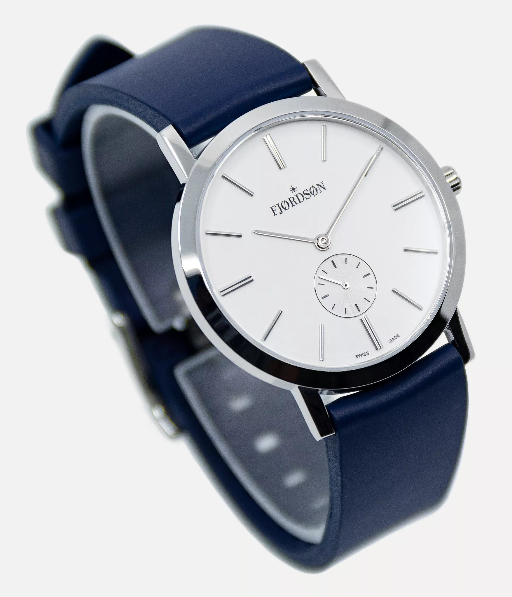 Side shot - Fjordson watch with white dial and blue rubber watch strap - UNISEX - vegan & approved by PETA - Swiss made