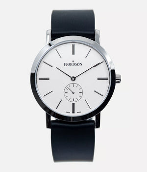 Front shot - Fjordson watch with white dial and black rubber watch strap - UNISEX - vegan & approved by PETA - Swiss made