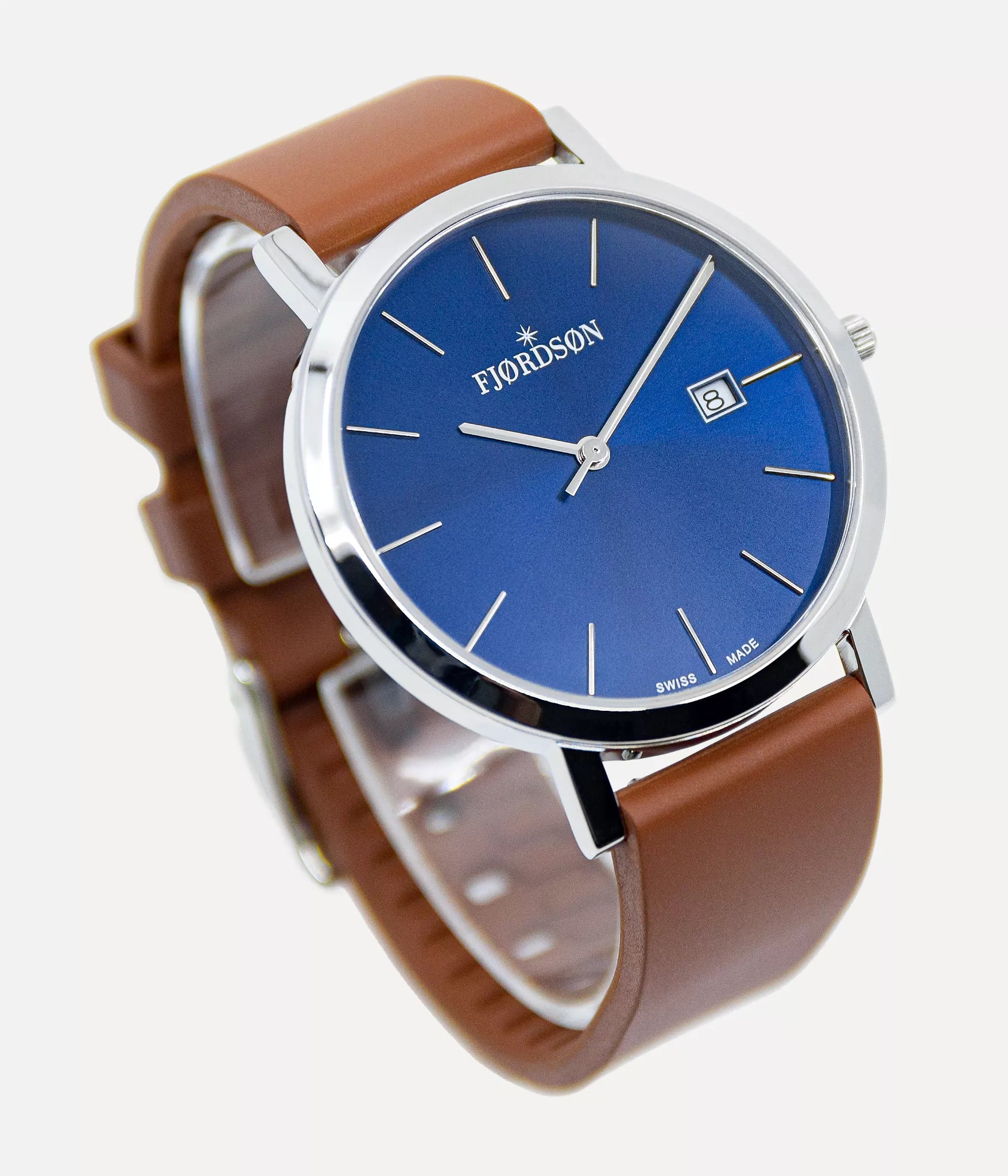 Side shot - Fjordson watch with blue dial and brown rubber watch strap - MEN - vegan & approved by PETA - Swiss made