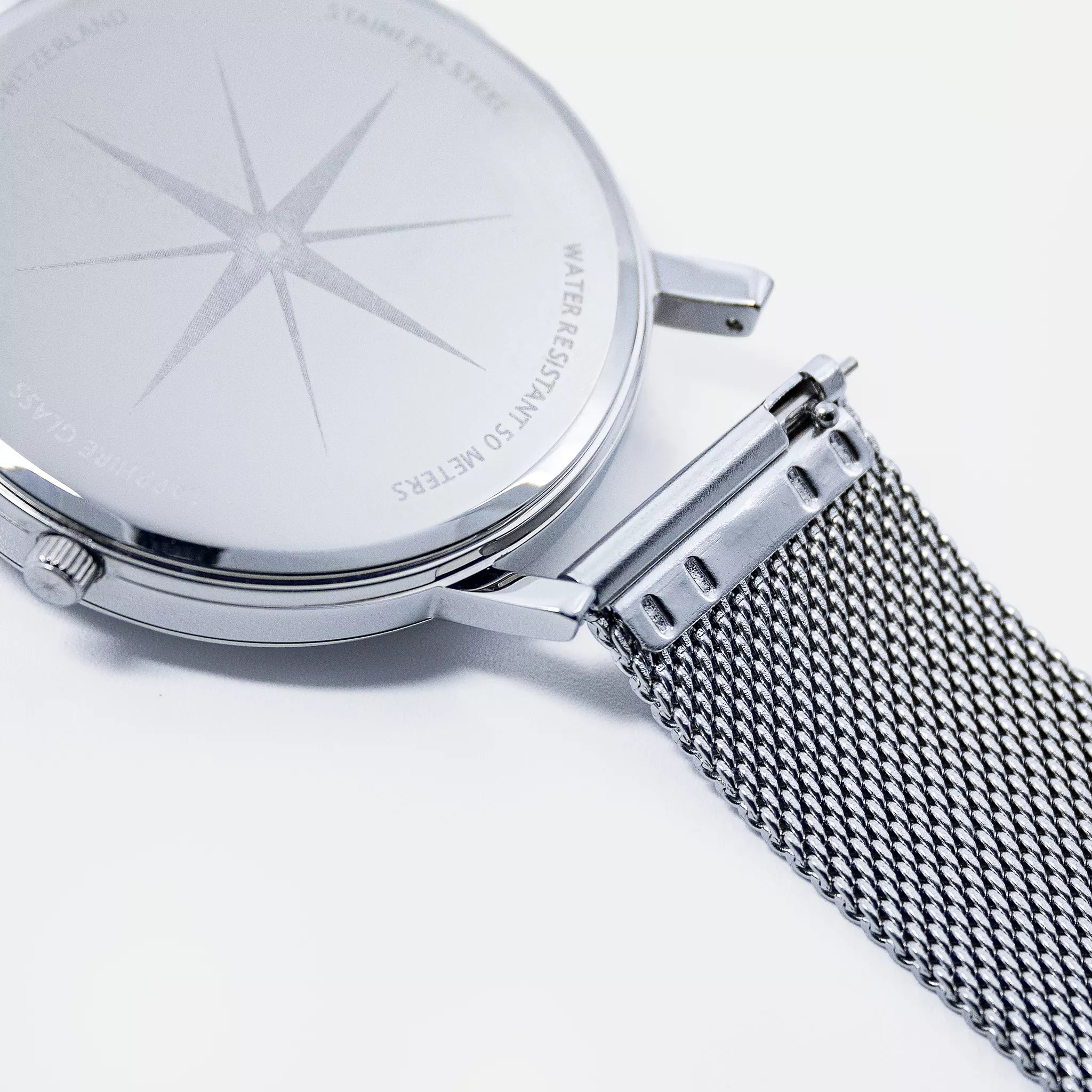 Black mesh strap watch women's hotsell