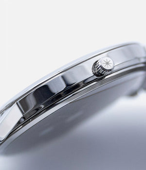 Crown detail shot - Fjordson watch with silver metal mesh watch strap - MEN - vegan & approved by PETA - Swiss made